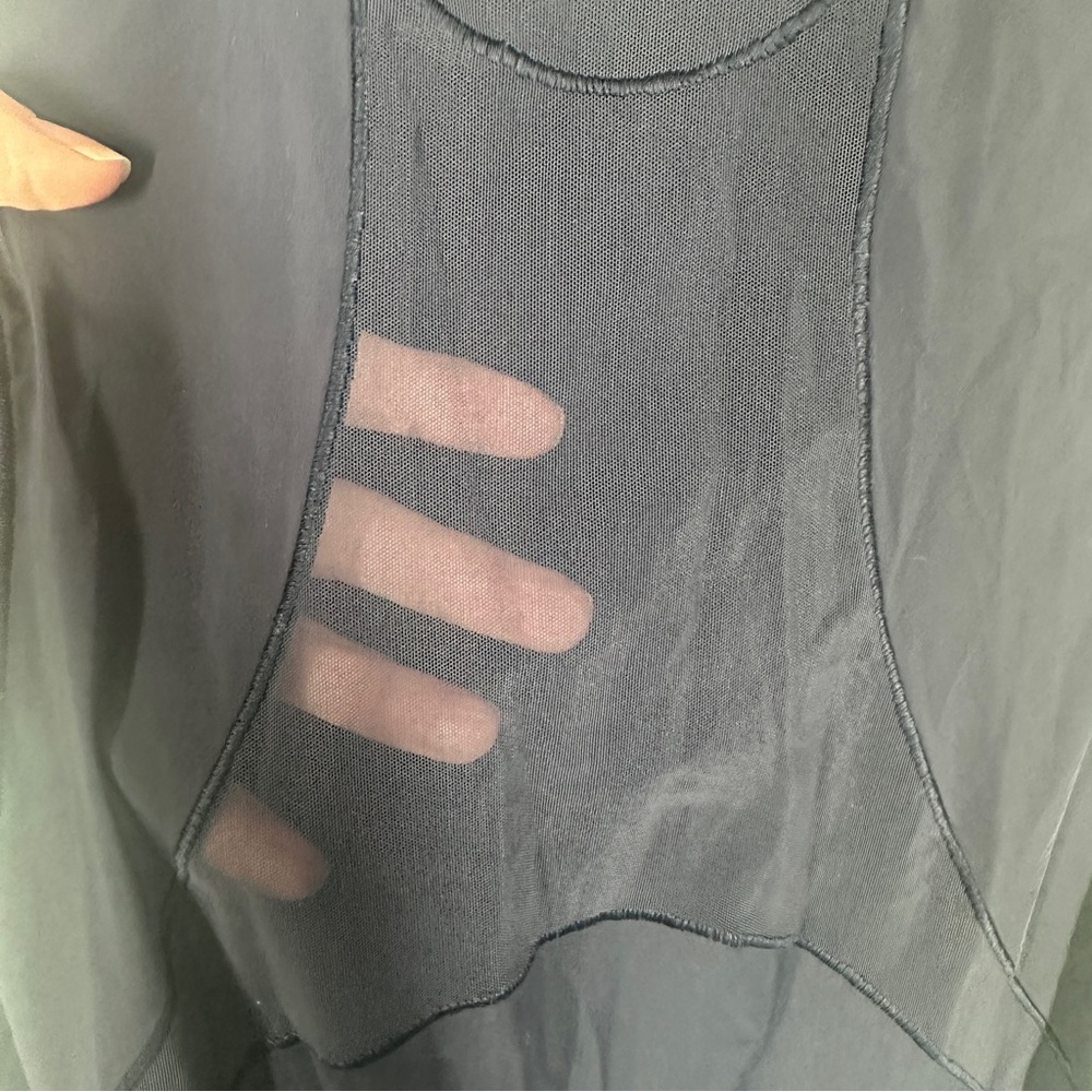 Lululemon Navy Blue Sculpt II Tank Top Size 8/10 Lightweight Mesh - Picture 5 of 6